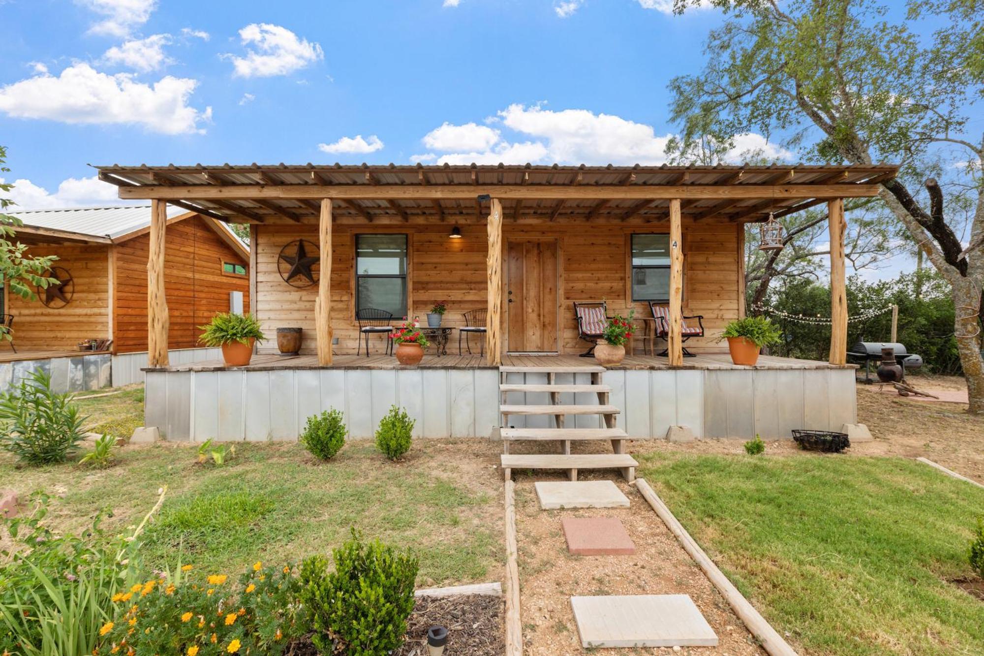 Hr Cabin 4 - The Sunflower Cottage Fredericksburg Exterior photo